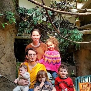 Meet your Posher, Rebecca